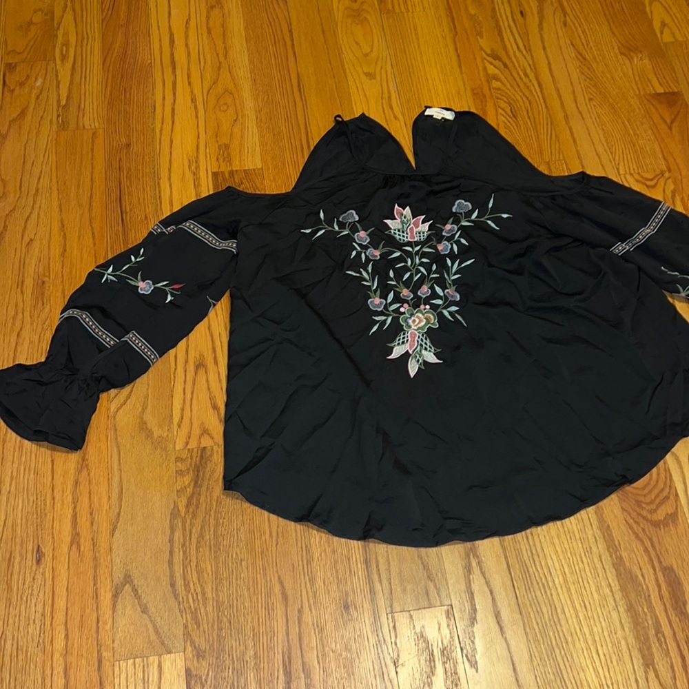 Embroidered silky black shirt with flowers and cold shoulder sleeves. Like new.